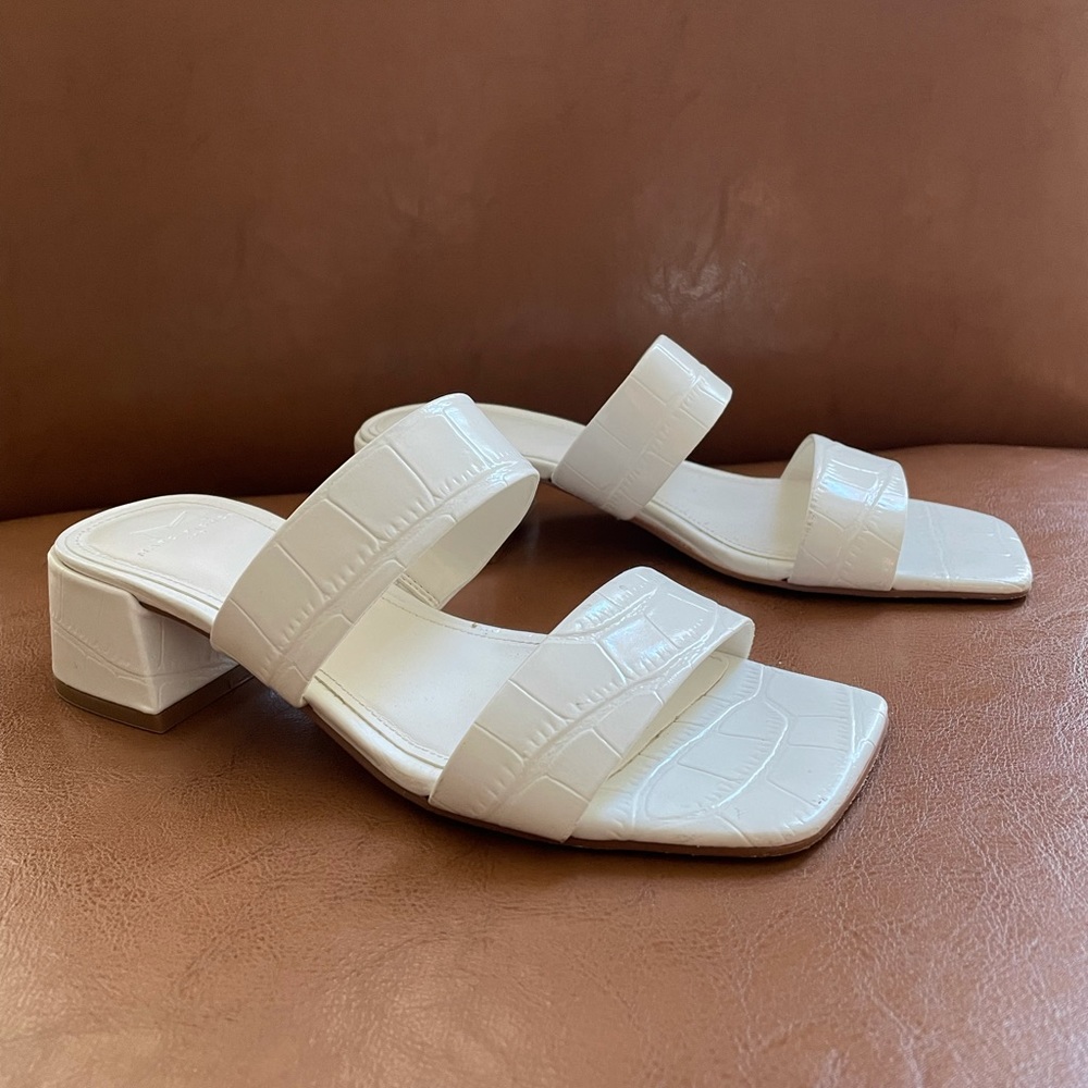 Marc Fisher croc embossed white sandals.